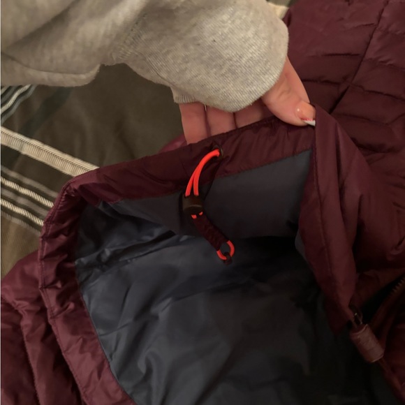 Women’s under armor jacket’ - Picture 6 of 8